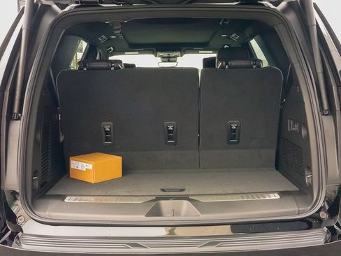New 2026 GMC Yukon AT4 Ultimate AWD/4WD image 11
