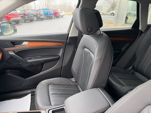 Used 2022 Audi Q5 2.0T Premium w/ Convenience Package image 26