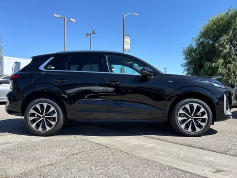 New 2026 Audi Q3 quattro 2.0T AWD/4WD image 3