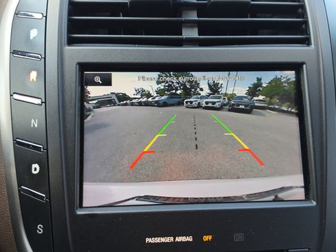 Used 2015 Lincoln MKC FWD w/ Equipment Group 102A Reserve image 16