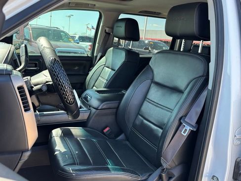 Used 2017 GMC Sierra 1500 Denali image 7