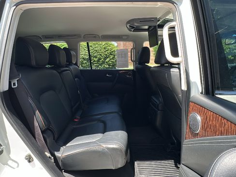 Used 2017 Nissan Armada SL AWD/4WD image 26