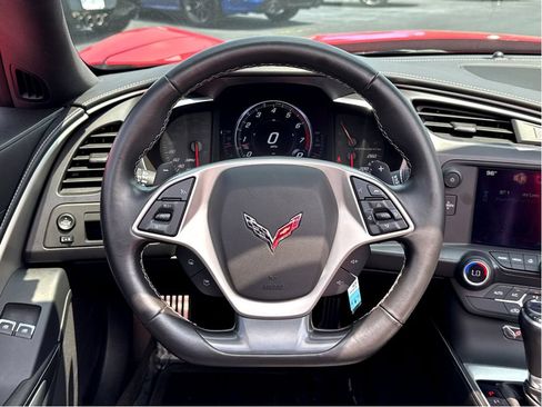 Used 2016 Chevrolet Corvette Stingray Convertible RWD image 14
