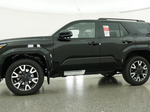 New 2026 Toyota 4Runner TRD Sport Premium RWD image 21