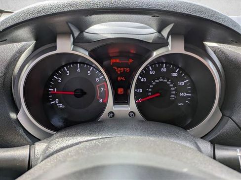 Used 2016 Nissan Juke S FWD image 11
