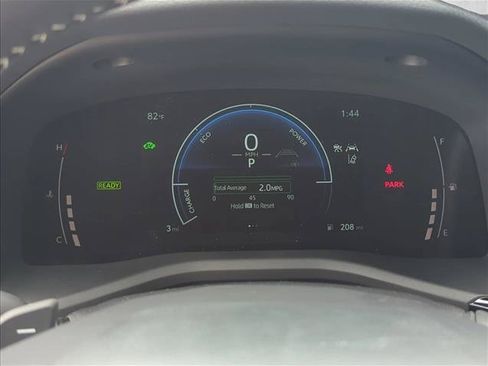 Used 2025 Toyota Camry SE FWD image 12