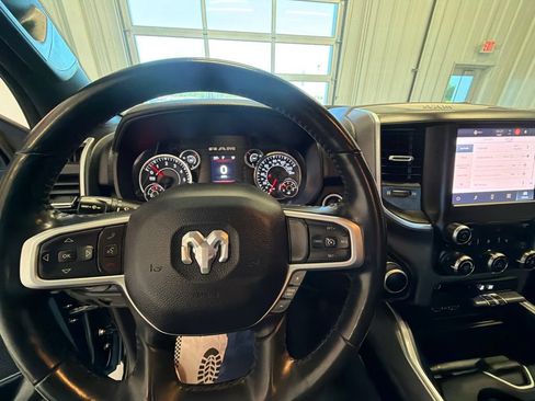 Used 2023 RAM 1500 Big Horn AWD/4WD image 37