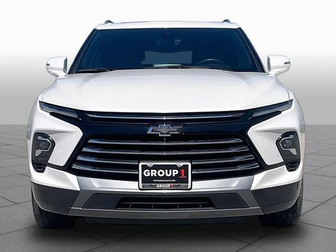 Used 2023 Chevrolet Blazer Premier w/ Driver Confidence II Package FWD image 4