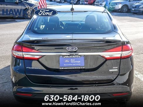 Certified 2017 Ford Fusion SE w/ Equipment Group 201A image 4
