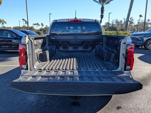 Used 2024 Chevrolet Colorado Z71 w/ Z71 Convenience Package 2 image 13