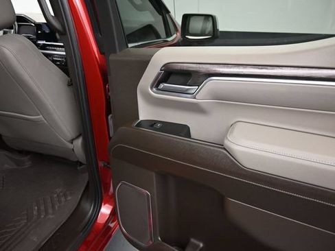 Used 2023 Chevrolet Silverado 1500 LTZ AWD/4WD image 18