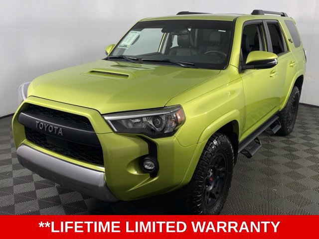 Used 2023 Toyota 4Runner TRD Off-Road Premium w/ Moonroof Package AWD/4WD image 3