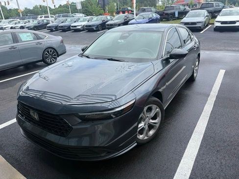 Certified 2023 Honda Accord LX image 3
