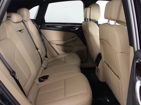 Used 2025 Porsche Macan S image 32