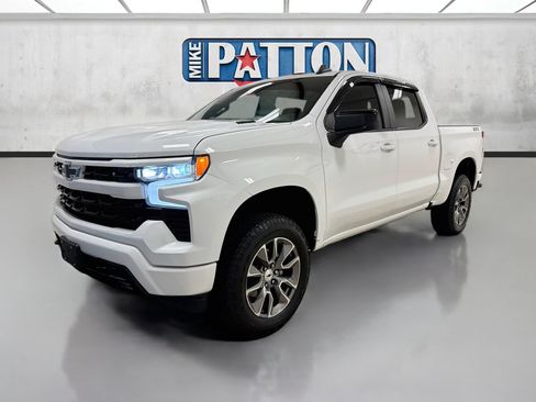 Used 2023 Chevrolet Silverado 1500 RST w/ Convenience Package II AWD/4WD image 3