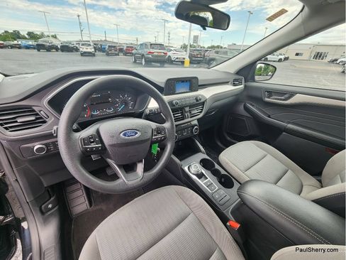 Used 2022 Ford Escape S AWD/4WD image 19