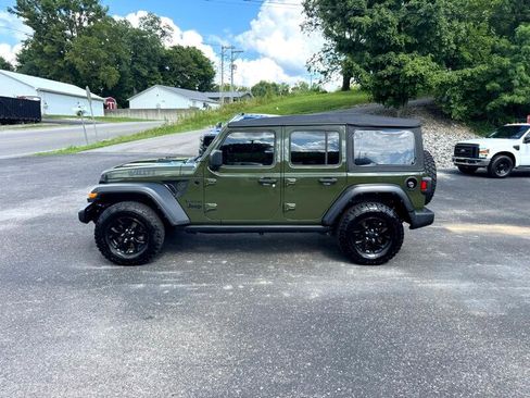 Used 2020 Jeep Wrangler Unlimited Sport image 2