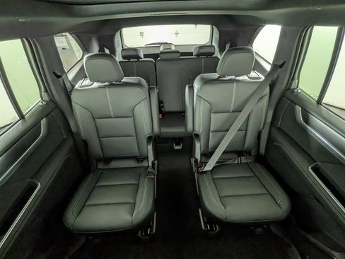 Used 2026 GMC Acadia Elevation w/ Black Edition AWD/4WD image 29