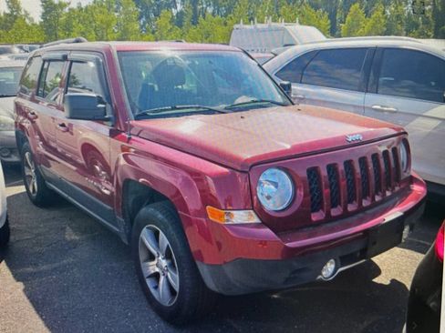 Used 2016 Jeep Patriot High Altitude AWD/4WD image 2