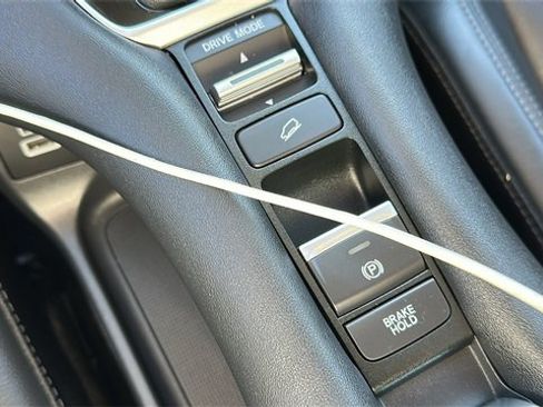 Used 2023 Honda HR-V EX-L image 19