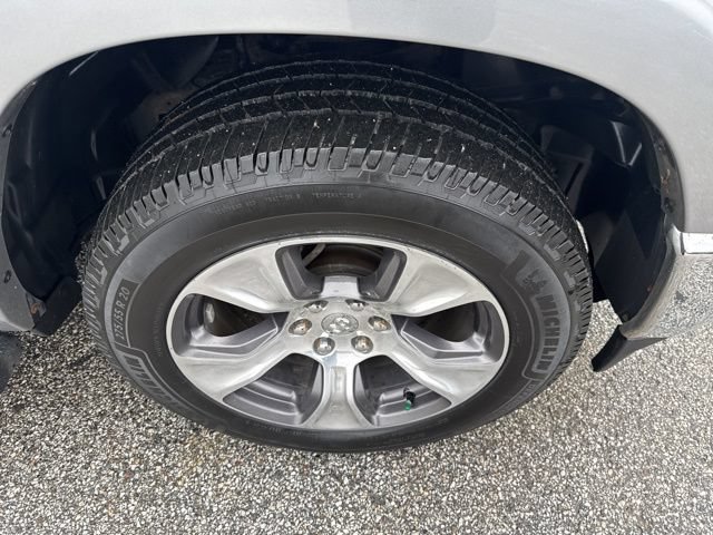 Used 2021 RAM 1500 Laramie AWD/4WD image 9
