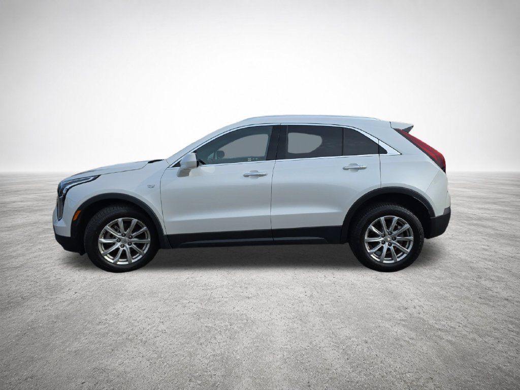 Used 2021 Cadillac XT4 Luxury w/ Cold Weather Package AWD/4WD image 5