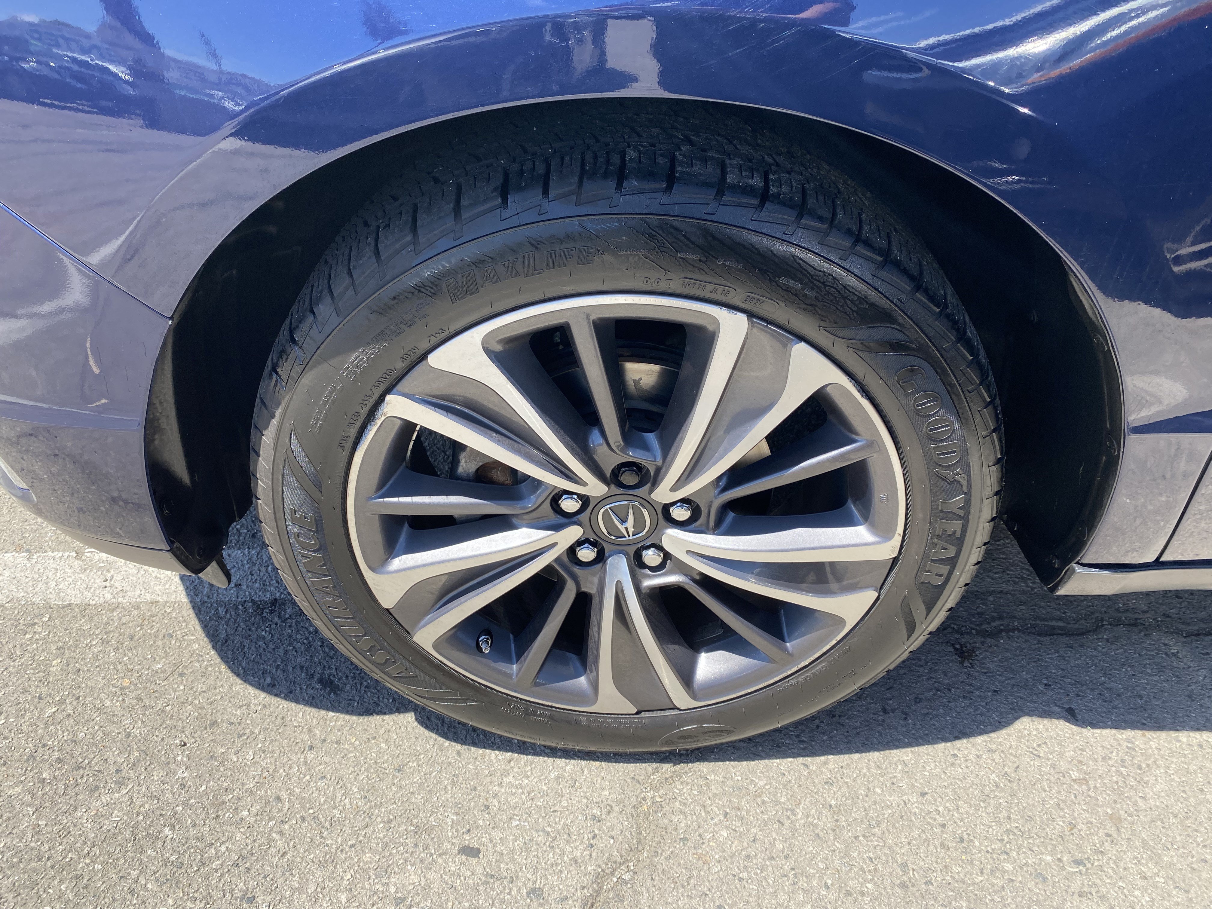 Used 2019 Acura MDX w/ Tech & Entertainment Pkg FWD image 12