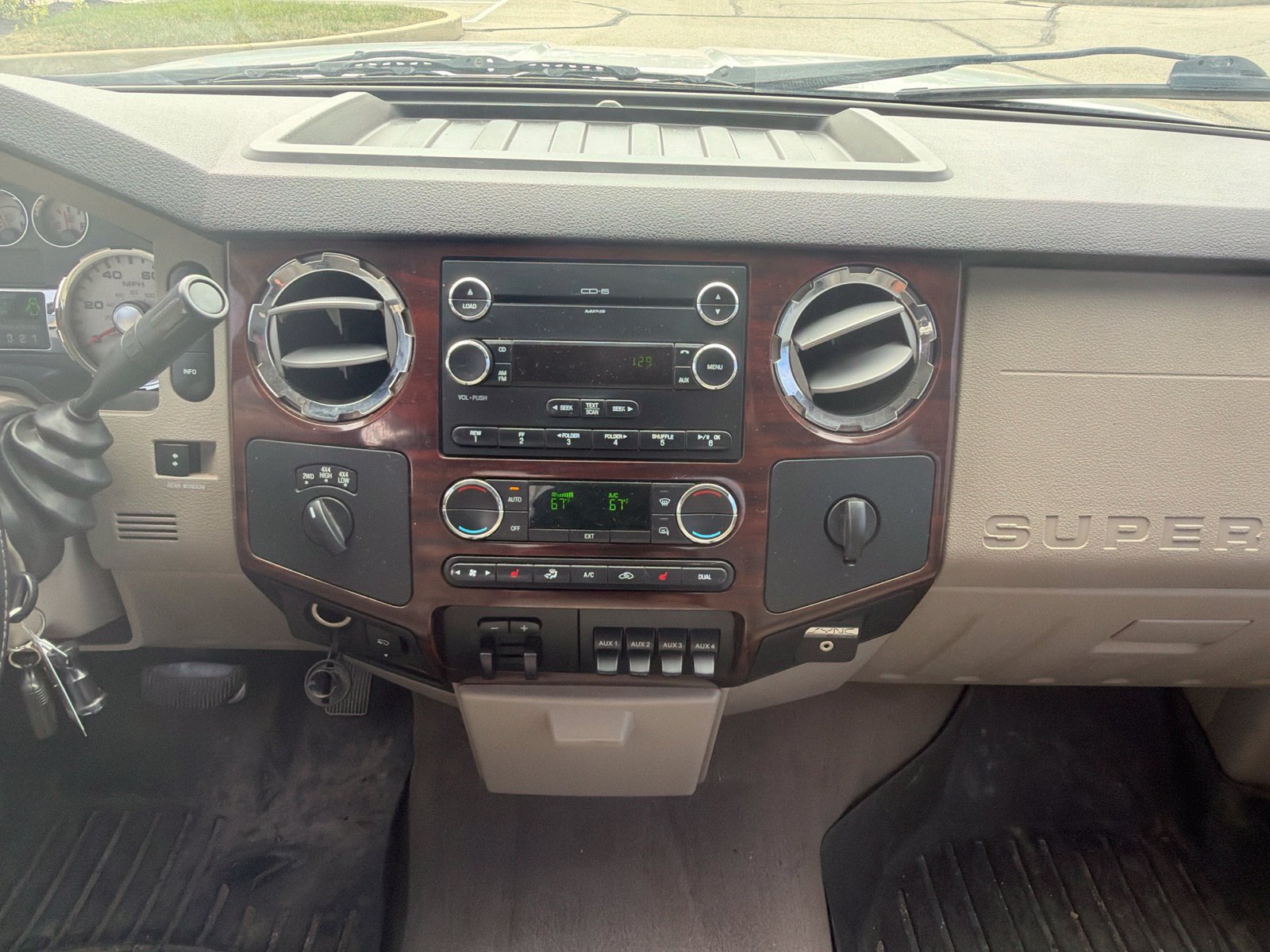 Used 2010 Ford F250 Lariat AWD/4WD image 29