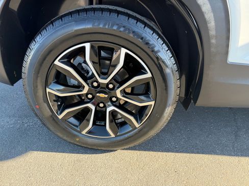 Used 2023 Chevrolet TrailBlazer ACTIV FWD image 27
