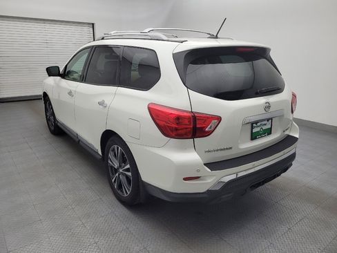 Used 2018 Nissan Pathfinder Platinum image 5