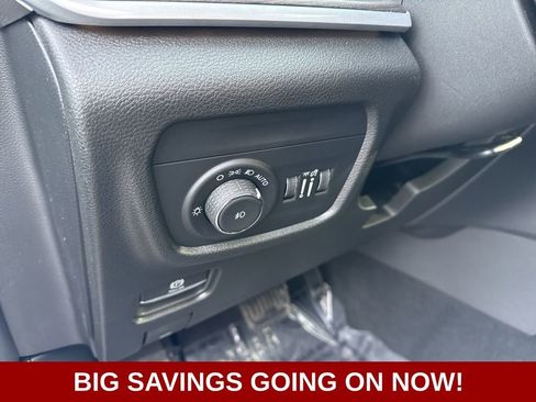 New 2025 Jeep Grand Cherokee Limited w/ Black Appearance Package image 24