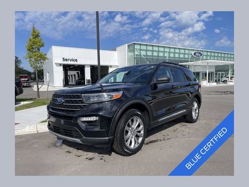 Used 2023 Ford Explorer XLT w/ Equipment Group 202A AWD/4WD image 1