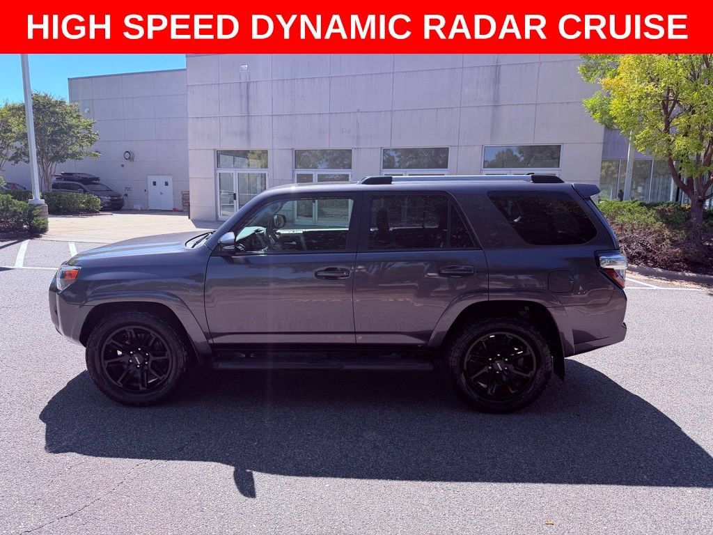 Used 2021 Toyota 4Runner SR5 Premium w/ Moonroof Package RWD image 4