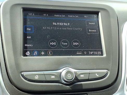Certified 2021 Chevrolet Equinox LS w/ LS Convenience Package AWD/4WD image 15
