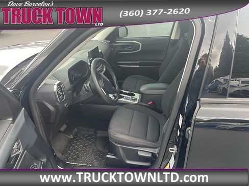 Used 2022 Ford Bronco Sport AWD/4WD image 9