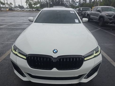 Used 2023 BMW 540i w/ M Sport Package RWD image 2
