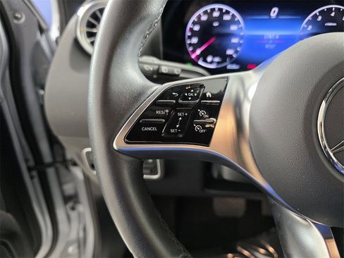 Certified 2025 Mercedes-Benz GLA 250 image 18