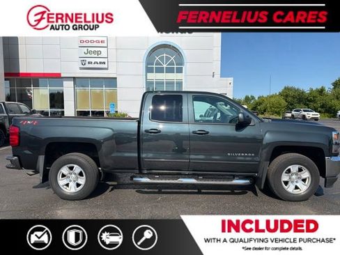 Used 2018 Chevrolet Silverado 1500 LT w/ All Star Edition AWD/4WD image 2