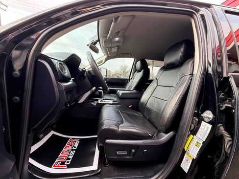 Used 2014 Toyota Tundra SR5 w/ SR5 Upgrade Package image 22