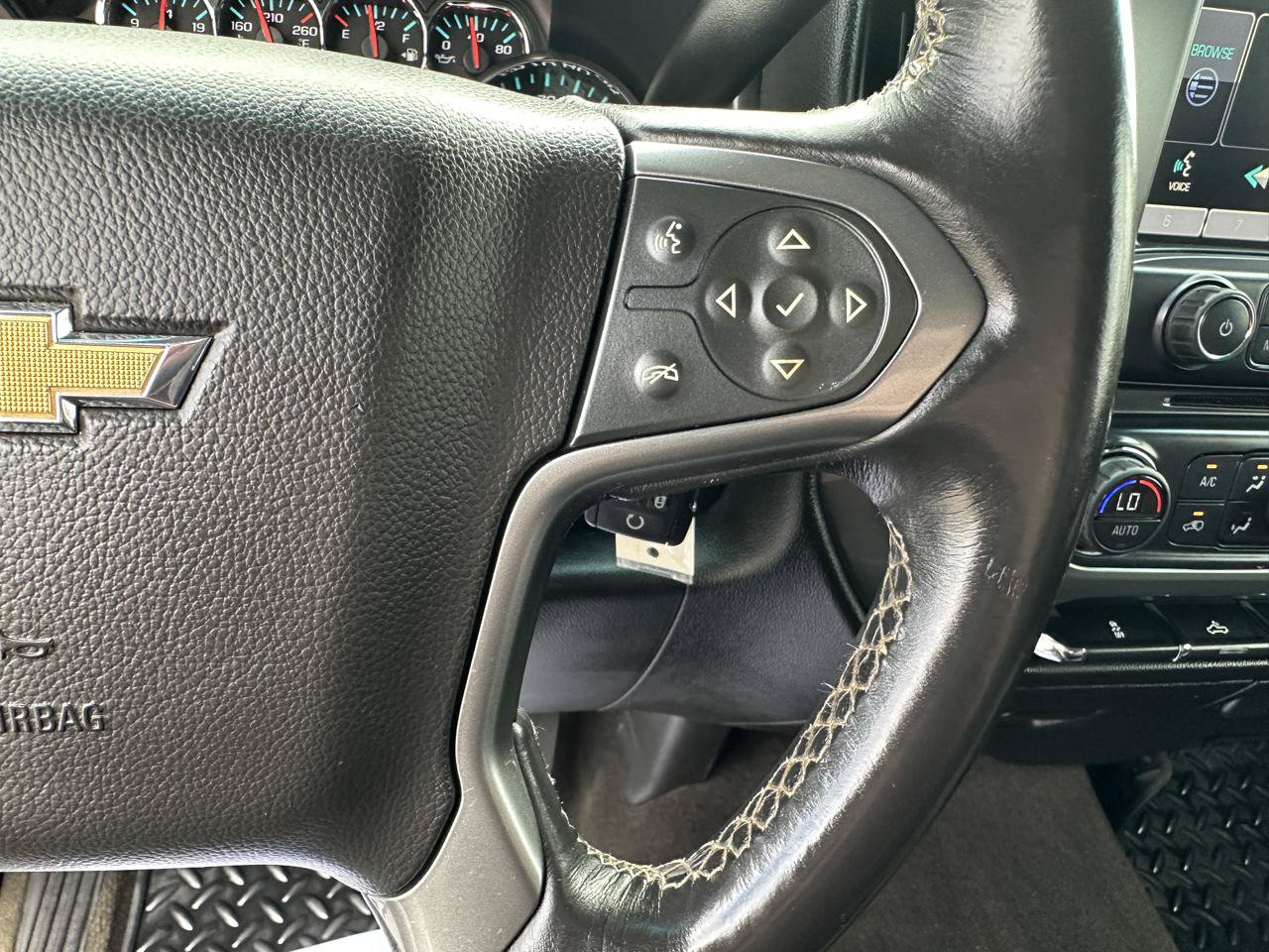 Used 2015 Chevrolet Silverado 1500 LT AWD/4WD image 14