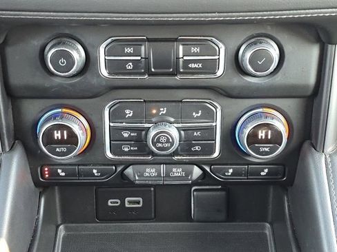 Used 2023 Chevrolet Tahoe LT image 38