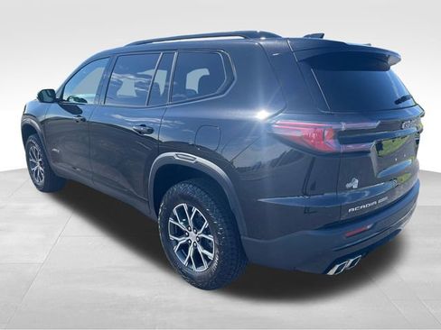 Used 2025 GMC Acadia AT4 AWD/4WD image 3