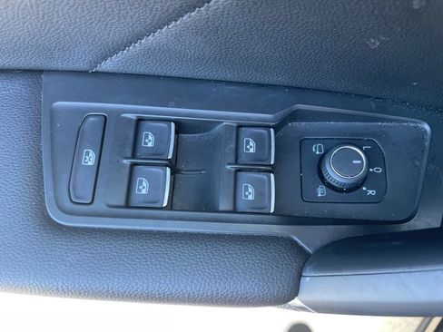 Used 2020 Volkswagen Tiguan SEL Premium R-Line w/ 3rd Row Seat Package image 12