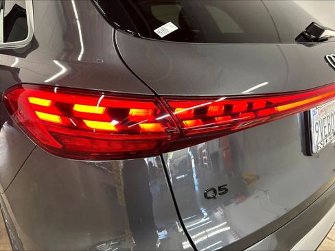 Certified 2025 Audi Q5 Premium w/ Convenience Package AWD/4WD image 30