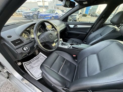Used 2010 Mercedes-Benz C 300 Sedan image 15
