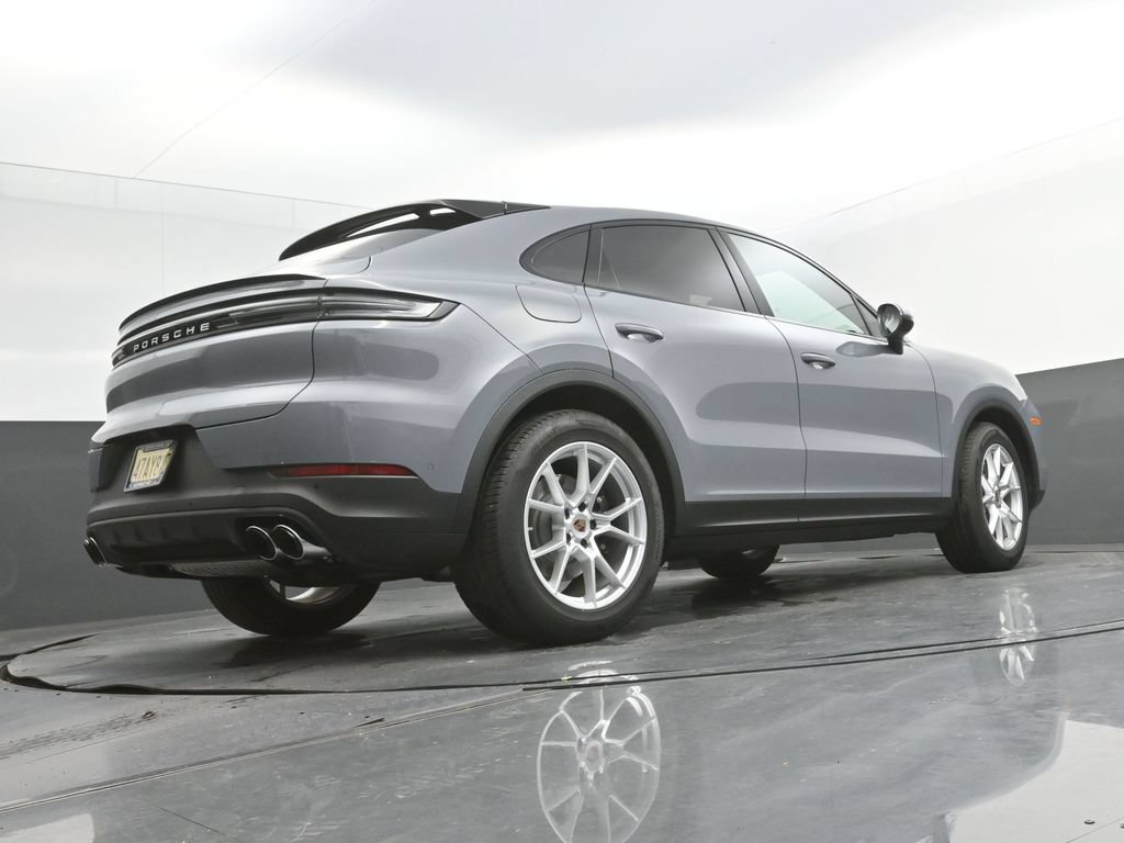 Certified 2026 Porsche Cayenne Coupe AWD/4WD image 35