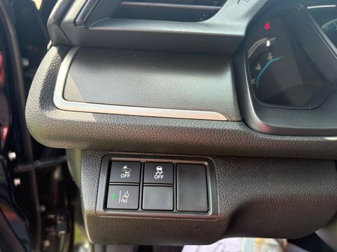 Used 2019 Honda Civic LX image 9