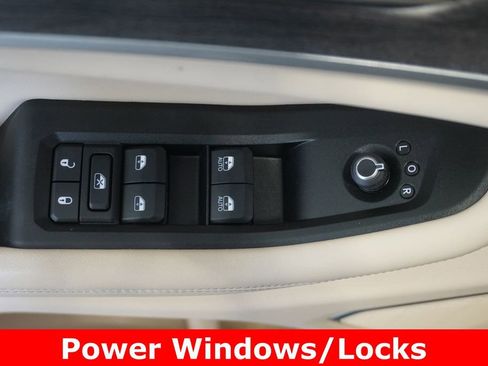 Used 2021 Jeep Grand Cherokee L Limited w/ Luxury Tech Group II AWD/4WD image 6