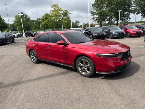 Used 2024 Honda Accord EX image 6
