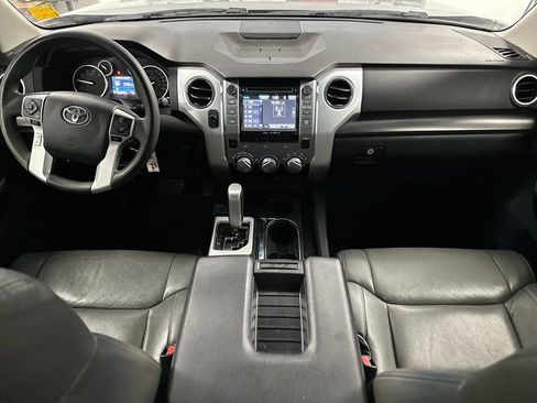 Used 2017 Toyota Tundra SR5 w/ SR5 Upgrade Package image 3